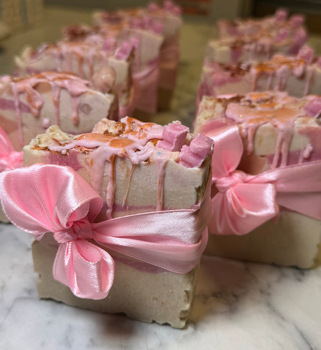 🫶🏽💕🎀 Hunnay Loved By Bears |   Pink Bow Baby Shower Soap Favors