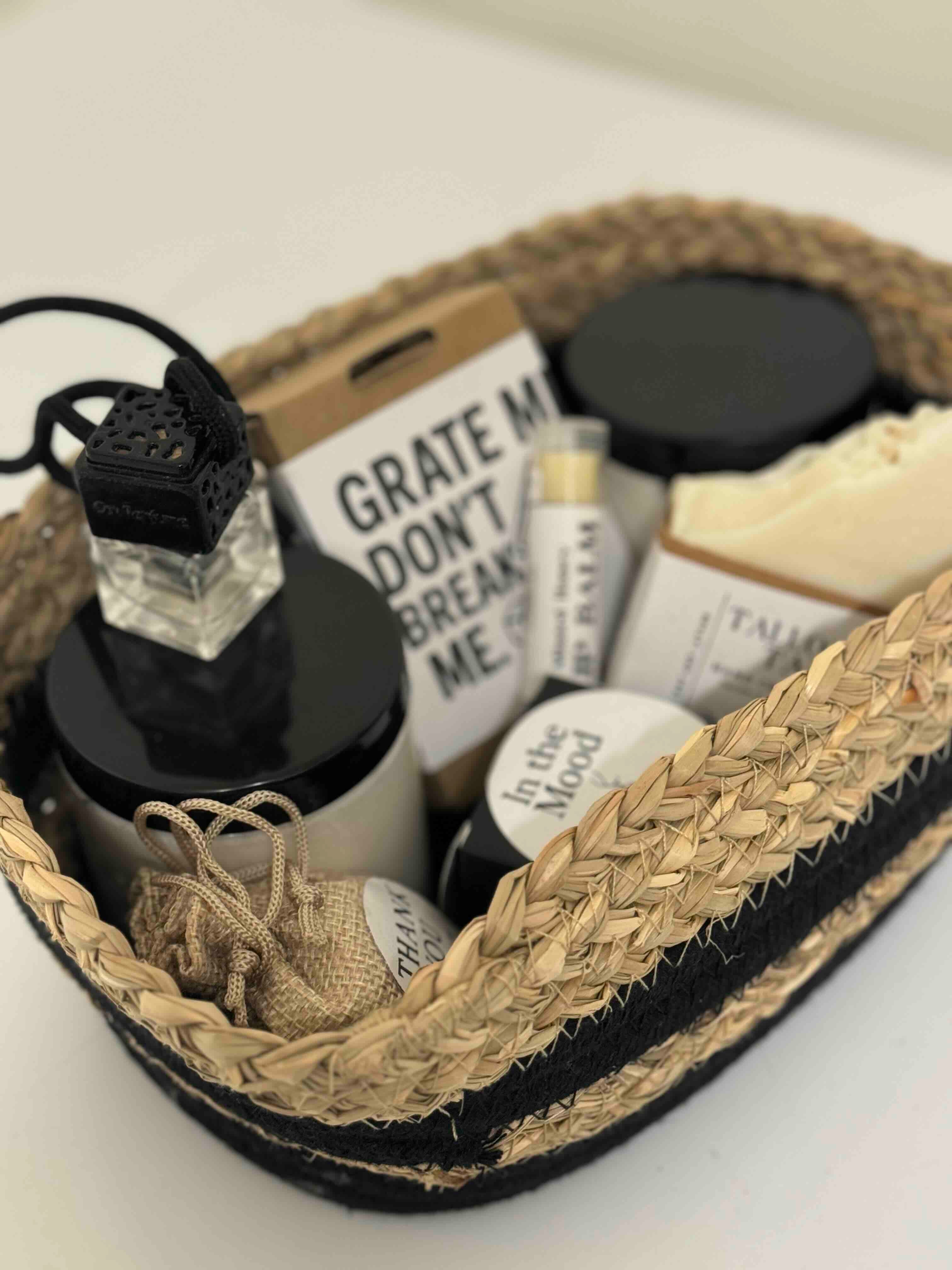 Luxury Gift Basket Classic Edition (Soap-Melt-Butter)
